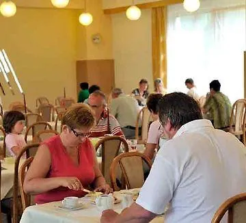 Harmonia Hotel 3*
