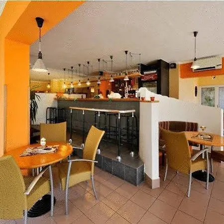 Harmonia Пьештяни