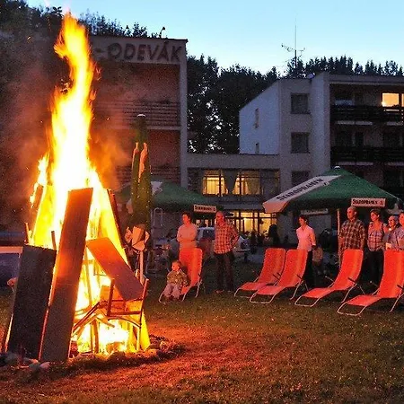 Harmonia Отель Пьештяни